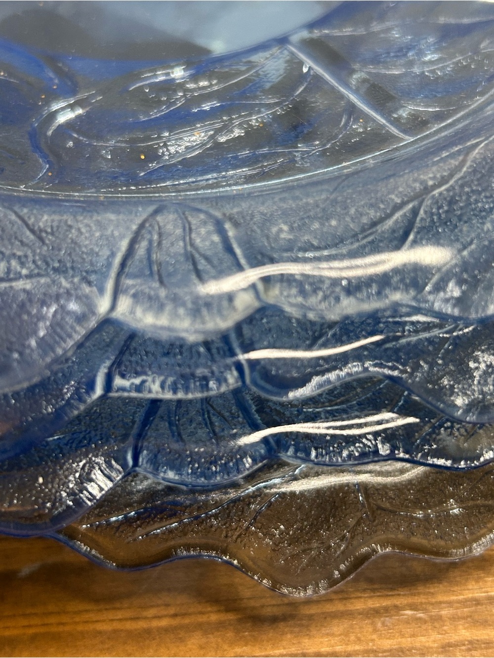 Vintage L.E. Smith Blue Cabbage Leaf Glass Plates, Set of 4, Original Labels